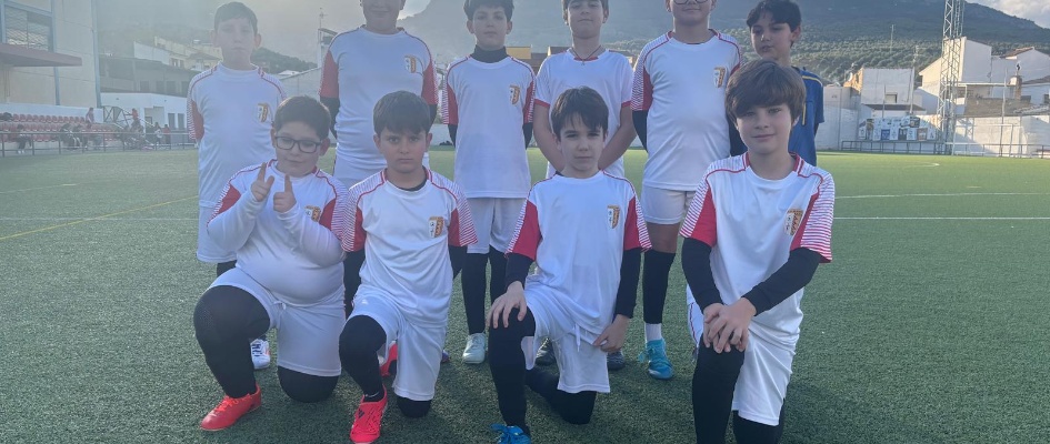 1.-LA ESCUELA MUNICIPAL DE FÚTBOL DE EL RUBIO DISPUTA UNA NUEVA JORNADA DE FÚTBOL 7
