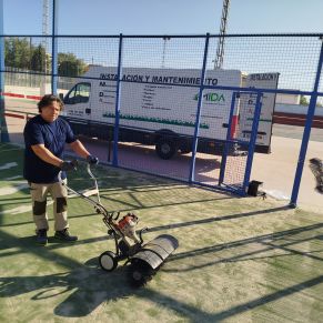 4.-MEJORAS EN LAS DOS PISTAS DE PÁDEL DEL POLIDEPORTIVO MUNICIPAL