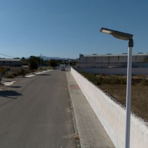 5.-INSTALACIÓN DE LAS PRIMERAS FAROLAS SOLARES EN EL RUBIO